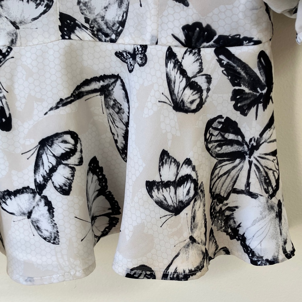 Gracia Butterfly Print Blouse Sz S - Picture 7 of 8
